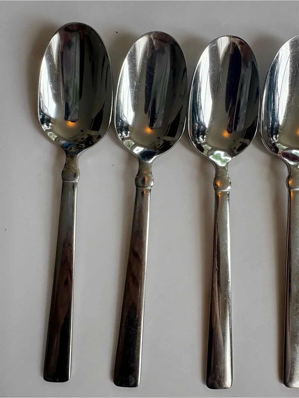 Oneida set stainless